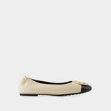 Claire Cap-Toe Ballerinas - Tory Burch - Leather - Cream