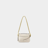 Cassie 17 Crossbody - Coach - Leather - White