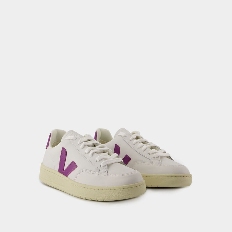 V-12 Sneakers - Veja - Leather - White Cosmos