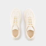 Oversized Sneakers - Alexander McQueen - Leather - White