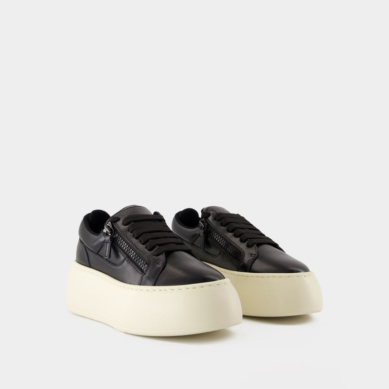 Gz94 Maxi Sneakers - Giuseppe Zanotti - Leather - Black