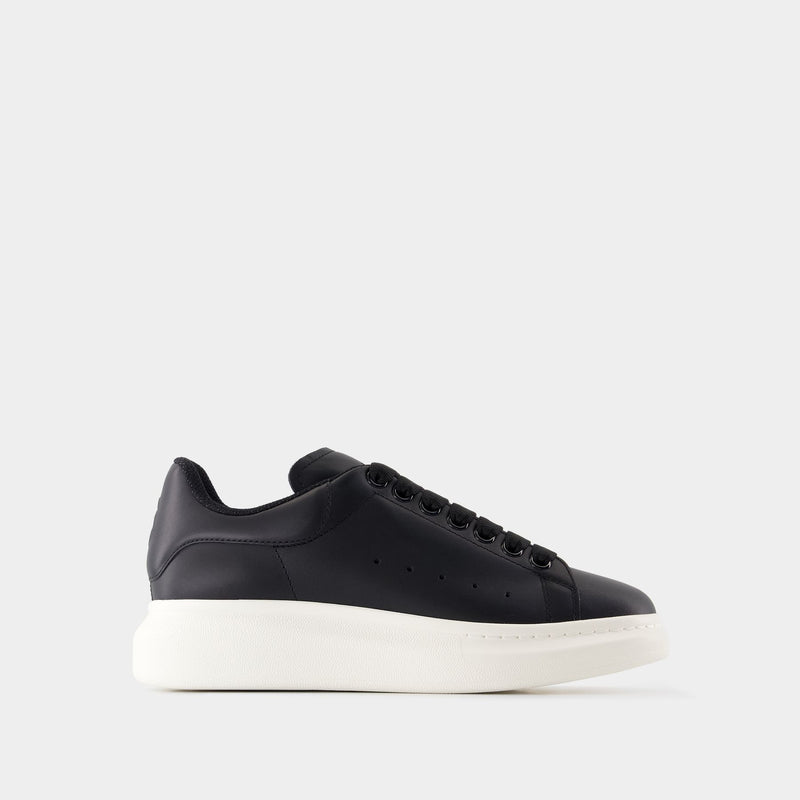 Oversize Sneakers - Alexander McQueen - Leather - Black