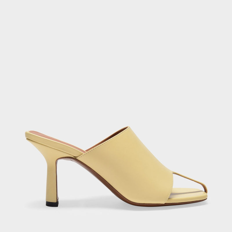 Jumel Sandals in Beige Leather