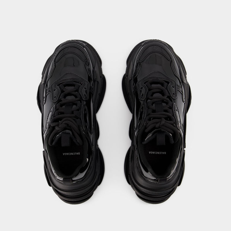 Triple S Sneakers in Black - Balenciaga