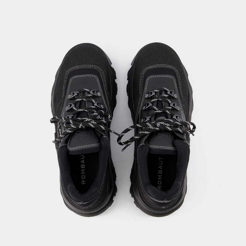 Boccaccio Ii Asfalto trainers in Black leather