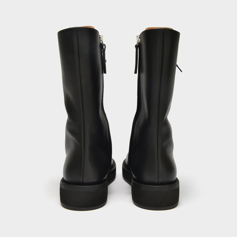 Spika Boots in Black Leather